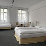 Smolenska * Prag