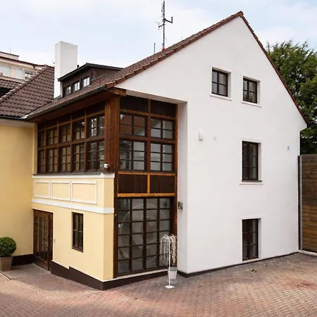 Smolenská Prag